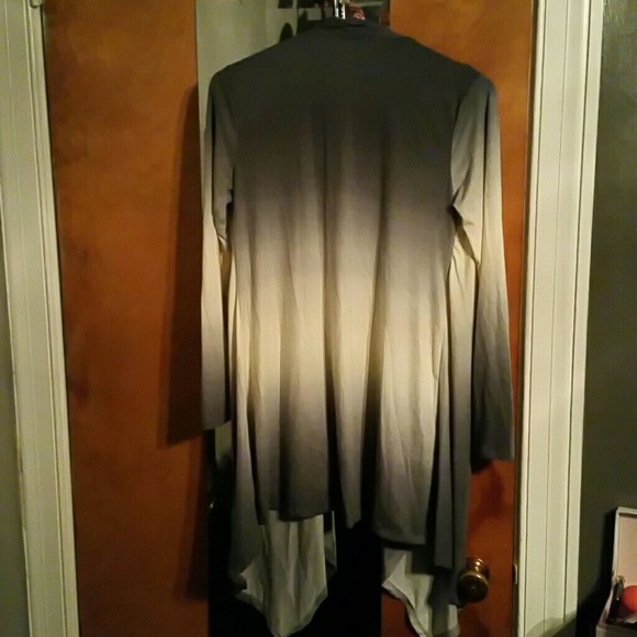 Beautiful grey ombre cardigan - Picture 4 of 7