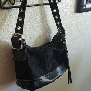 Coach signature shoulderbag