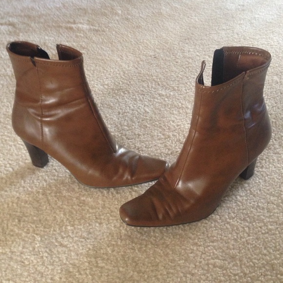 Worthington Boots- Sz 7
