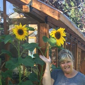 Meet your Posher, Cindy