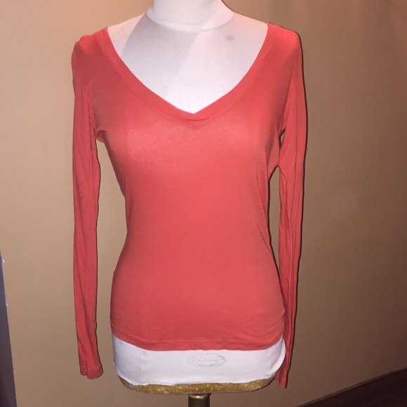 Juicy couture Orange  large v neck t shirt