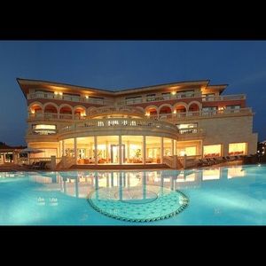 Meet your Posher, Ty