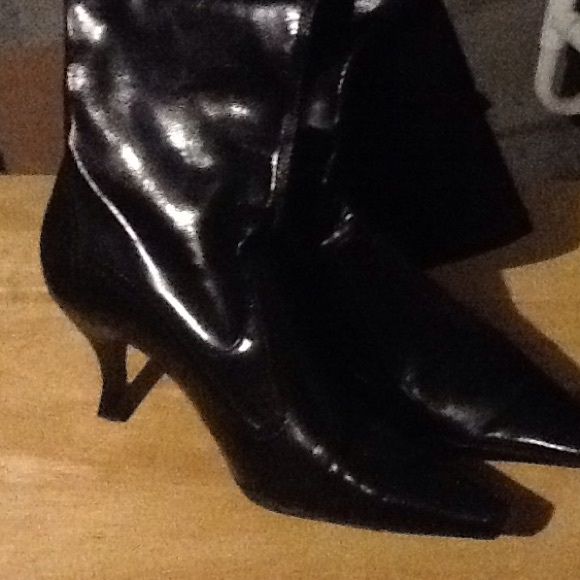 Black boots