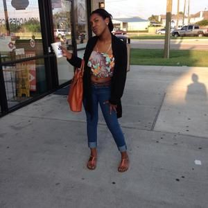 Meet your Posher, Emyni