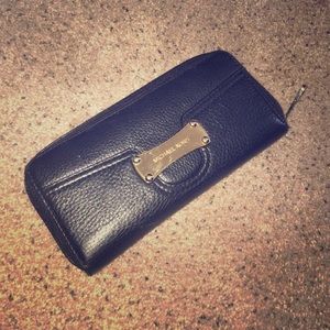 Authentic Leather Michael Kors Wallet
