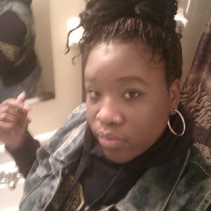 Meet your Posher, Tanisha