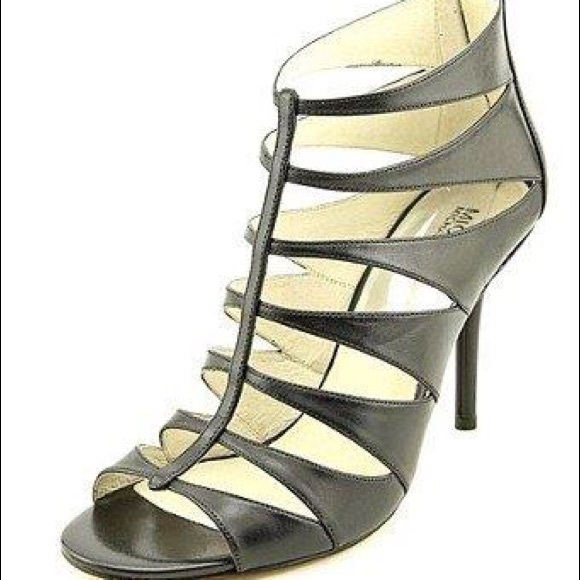 Michael Kors Mavis Open Toe Leather Black Pumps