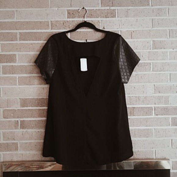 Forever 21 PLUS NWT faux leather sleeve top