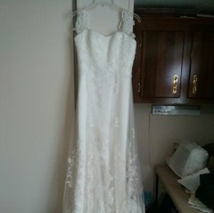 Wedding dress