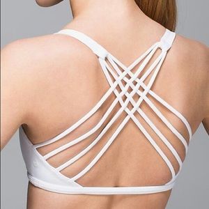 White free to be wild bra size 4