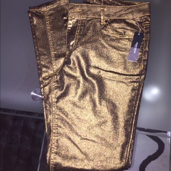 NWT Dark Gold Skinny Jeans