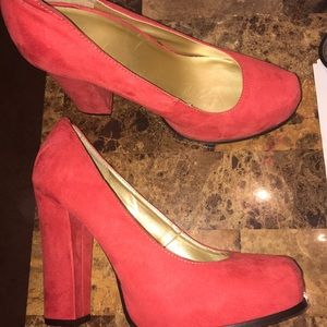 Mossimo Platform Pump