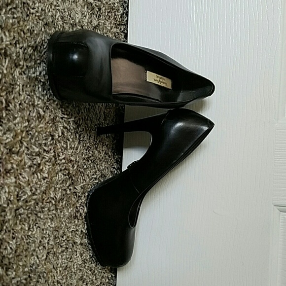 Simply Vera black heels size 7