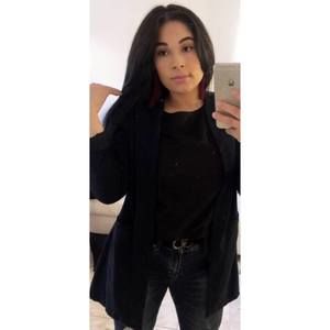 Meet your Posher, Alexandra