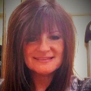 Meet your Posher, Valerie