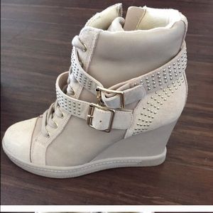 Sneaker heels/embroidered dress bundle