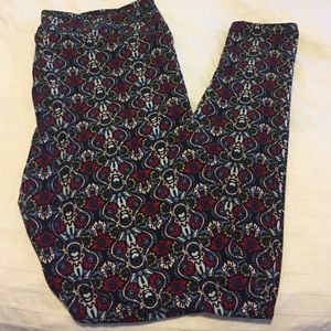 TC LuLaRoe Print Leggings