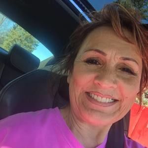 Meet your Posher, Nikki