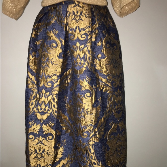 Navy Blue Winter brocade skirt - Picture 2 of 3