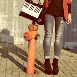 NWOT Zara Black Silver Skinny Jeans Distress Look