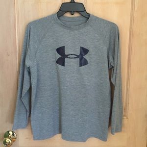 Under armour heat gear top