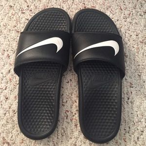 Nike flip flops