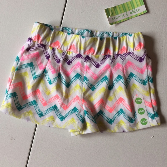 Peanut & Ollie Chevron Print Jersey Shorts New - Picture 2 of 4