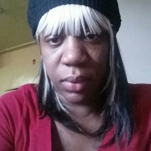 Meet your Posher, Regina