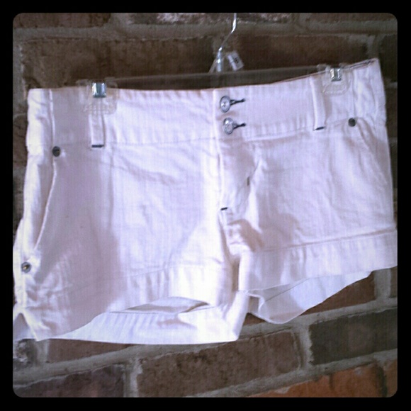 White American Eagle Jean Shorts