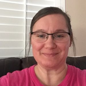 Meet your Posher, Stephany