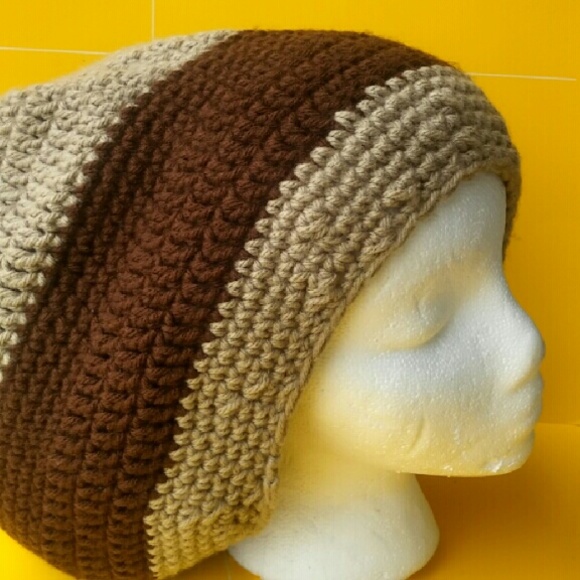 Crocheted hat - Picture 1 of 1