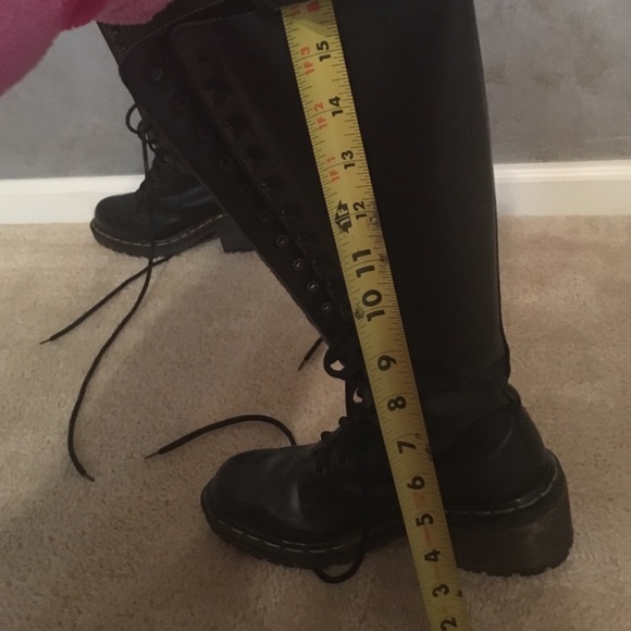 ⛄️HP 1/25🏴Vintage Doc Martens🏴 Rare with 2" heel - Picture 3 of 5