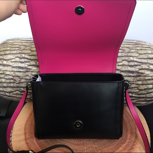 SOLD❗️🎄🎉Kate Spade Avva Leather Crossbody - Picture 2 of 4