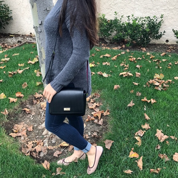 SOLD❗️🎄🎉Kate Spade Avva Leather Crossbody - Picture 4 of 4