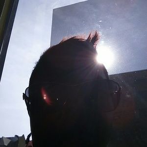 Meet your Posher, Isheka