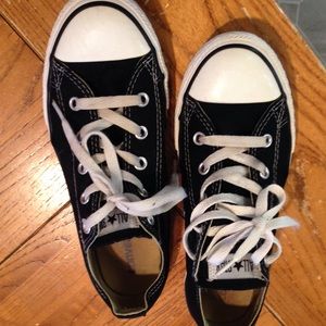 Girls Converse