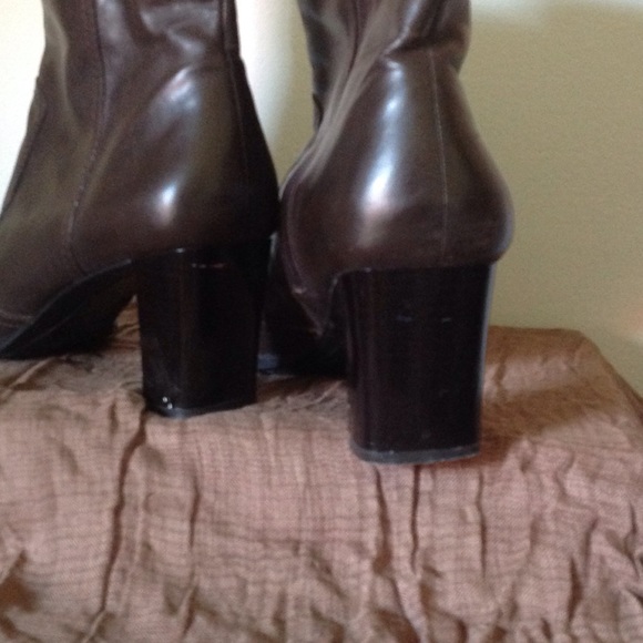 Boots - Picture 3 of 3