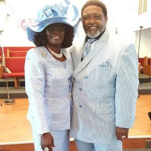 Meet your Posher, Debra