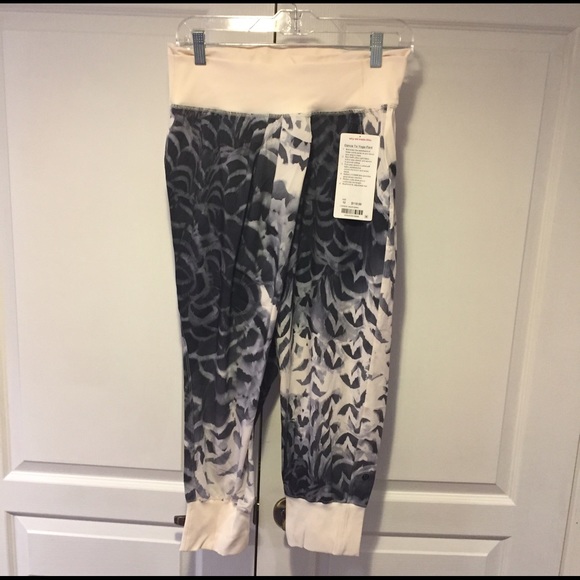 Lululemon Yoga pants
