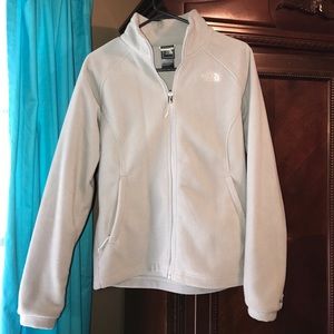 NEVER WORN NORTH FACE FLEECE