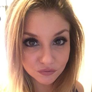 Meet your Posher, Gina