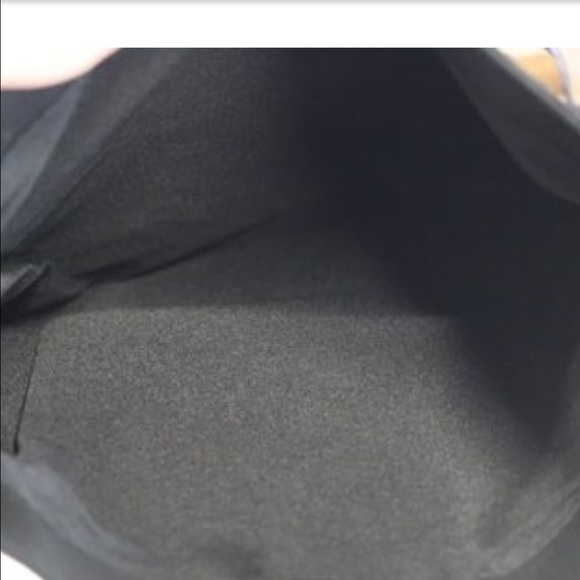 Victoria's Secret Tote💕💓 Carried twice. - Picture 4 of 4