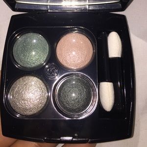 CHANEL Les 4 Ombres eyeshadow palette