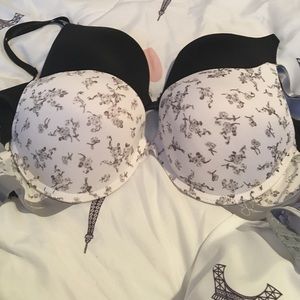 ❤️❤️Jessica Simpson bras!❤️❤️