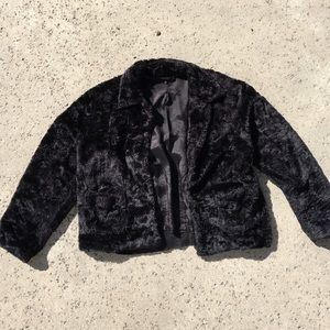 Faux fur coat ~ Black!