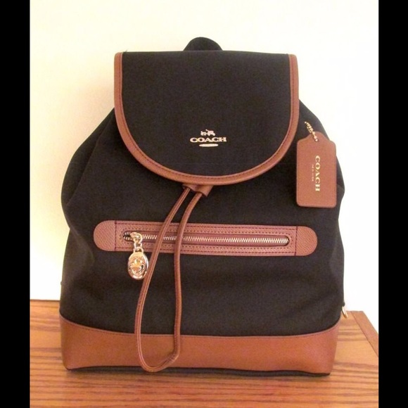 *NWT* Authentic Coach Sawyer Backpack in Black