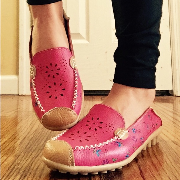 NWT Genuine Leather - Flats