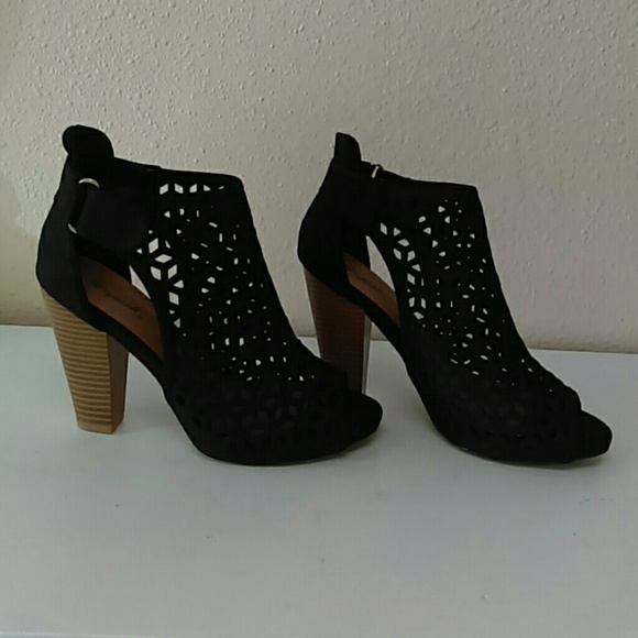 Nwt - Picture 4 of 4