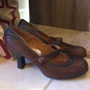 Sofft Black and two toned brown leather heels