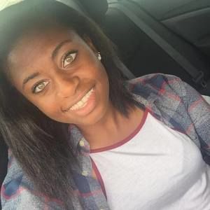 Meet your Posher, Alexis